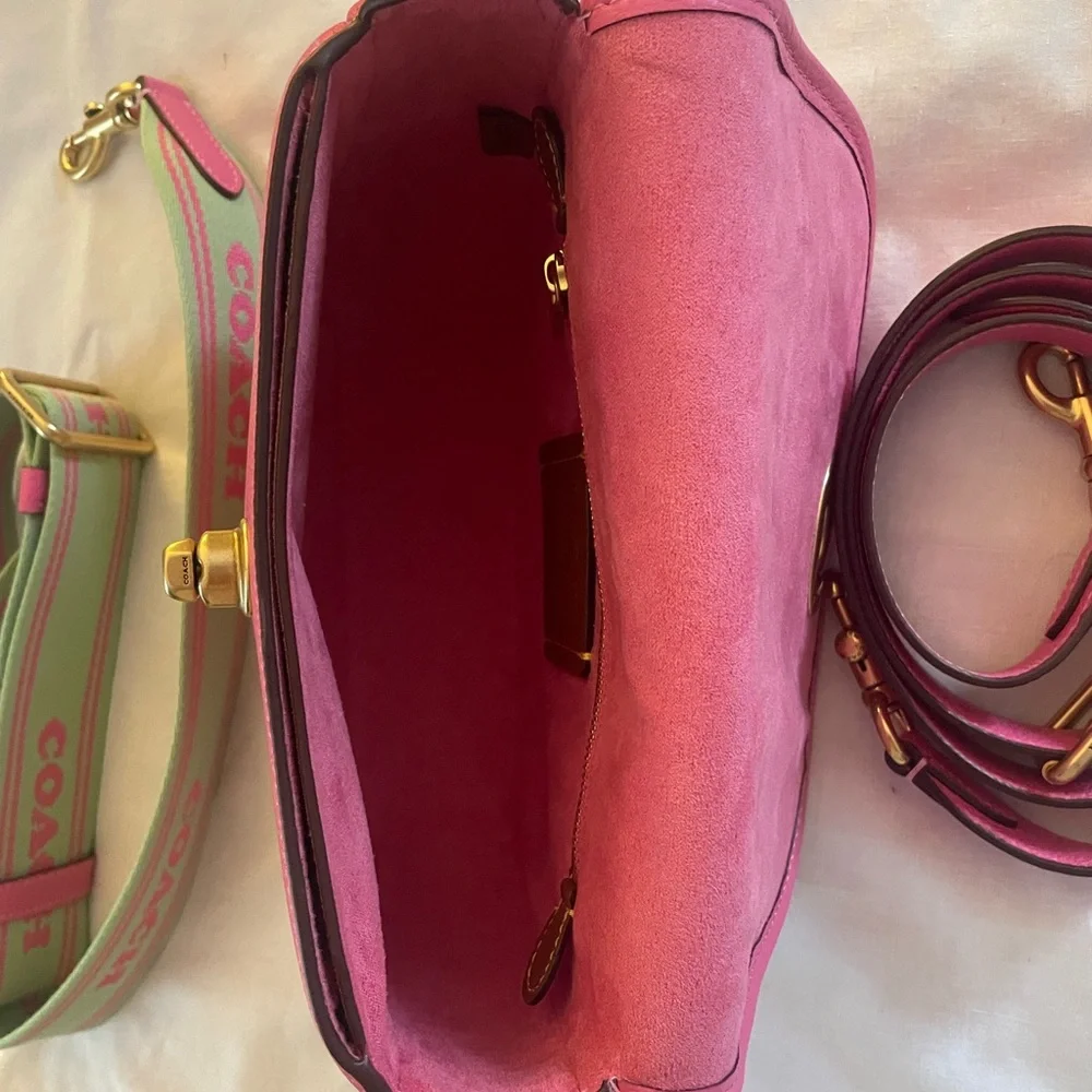 Pink Leather COACH Crossbody Bag NWT in mint condition. - Picture 8 of 14